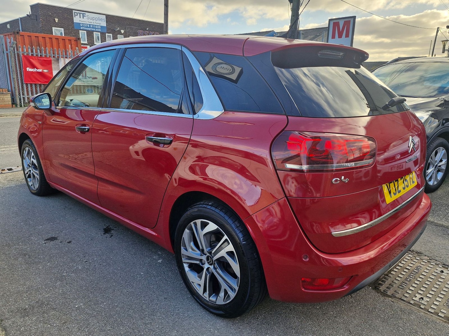 Used Citroen C4 Picasso 2013 for sale - 77051012: Photo 7