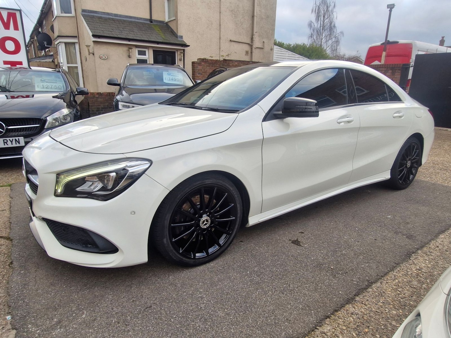 Used Mercedes-Benz CLA 2017 for sale - 76315779: Photo 2