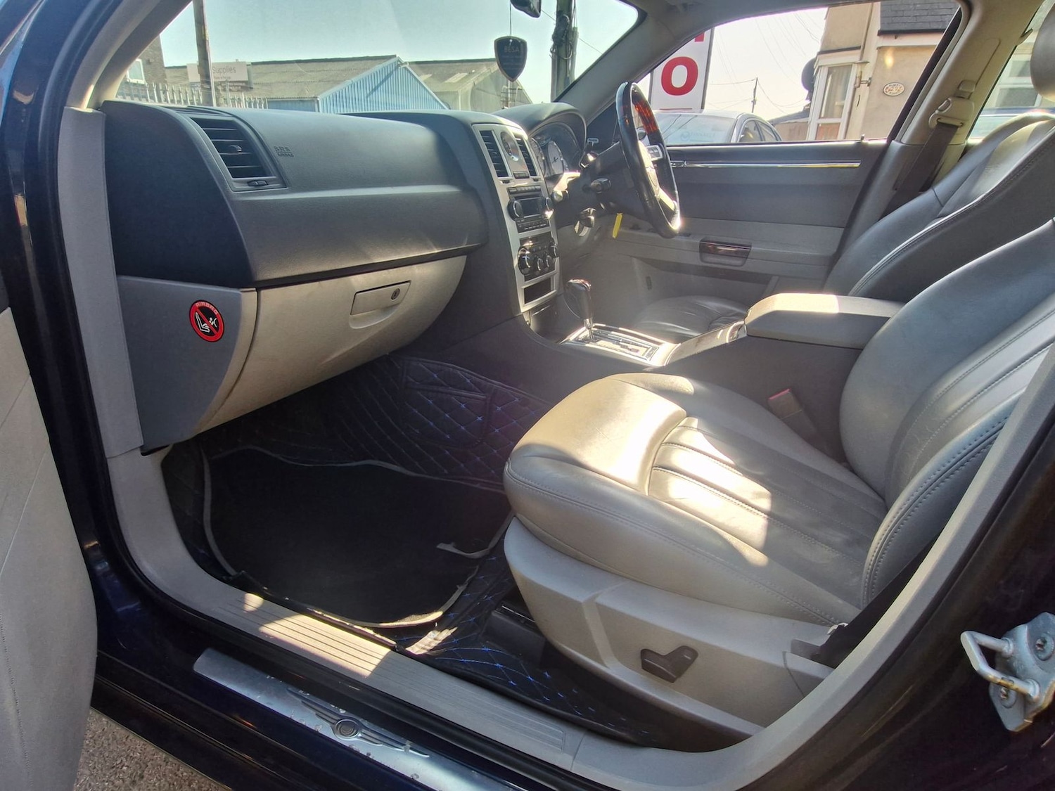 Used Chrysler 300C 2007 for sale - 77771419: Photo 12