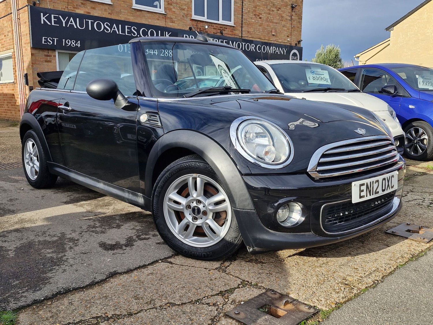 Used MINI Convertible 2012 for sale - 76574958: Photo 1