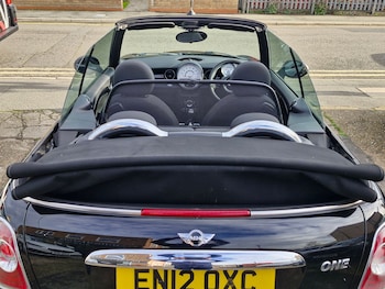 Used MINI Convertible 2012 for sale - 76574958: Photo