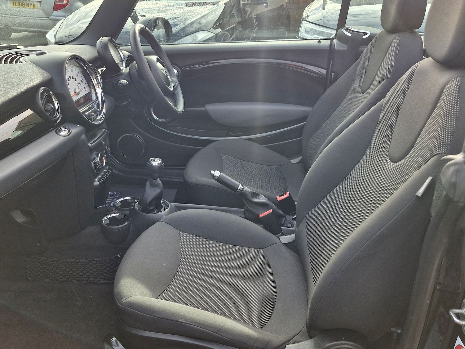 Used MINI Convertible 2012 for sale - 76574958: Photo 9