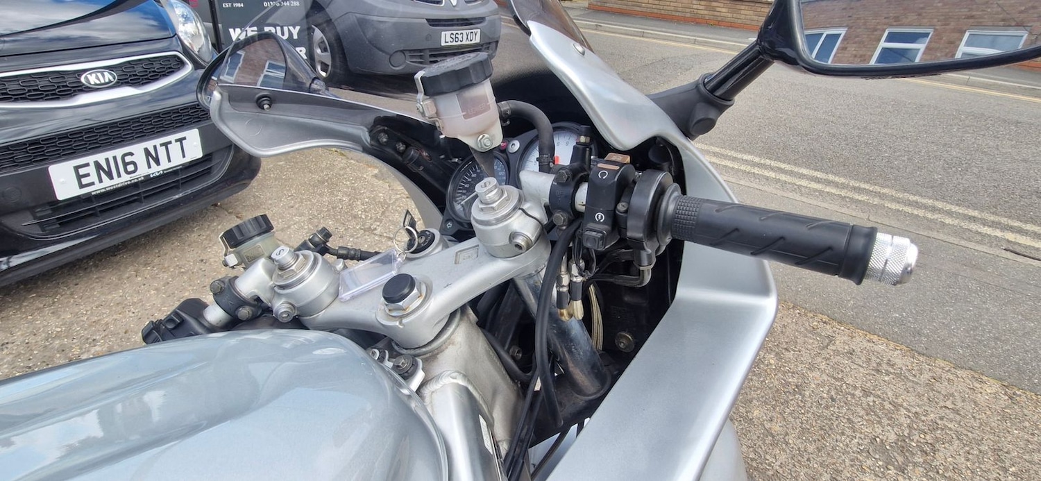 Used Honda VTR1000 1998 for sale - 78606117: Photo 10