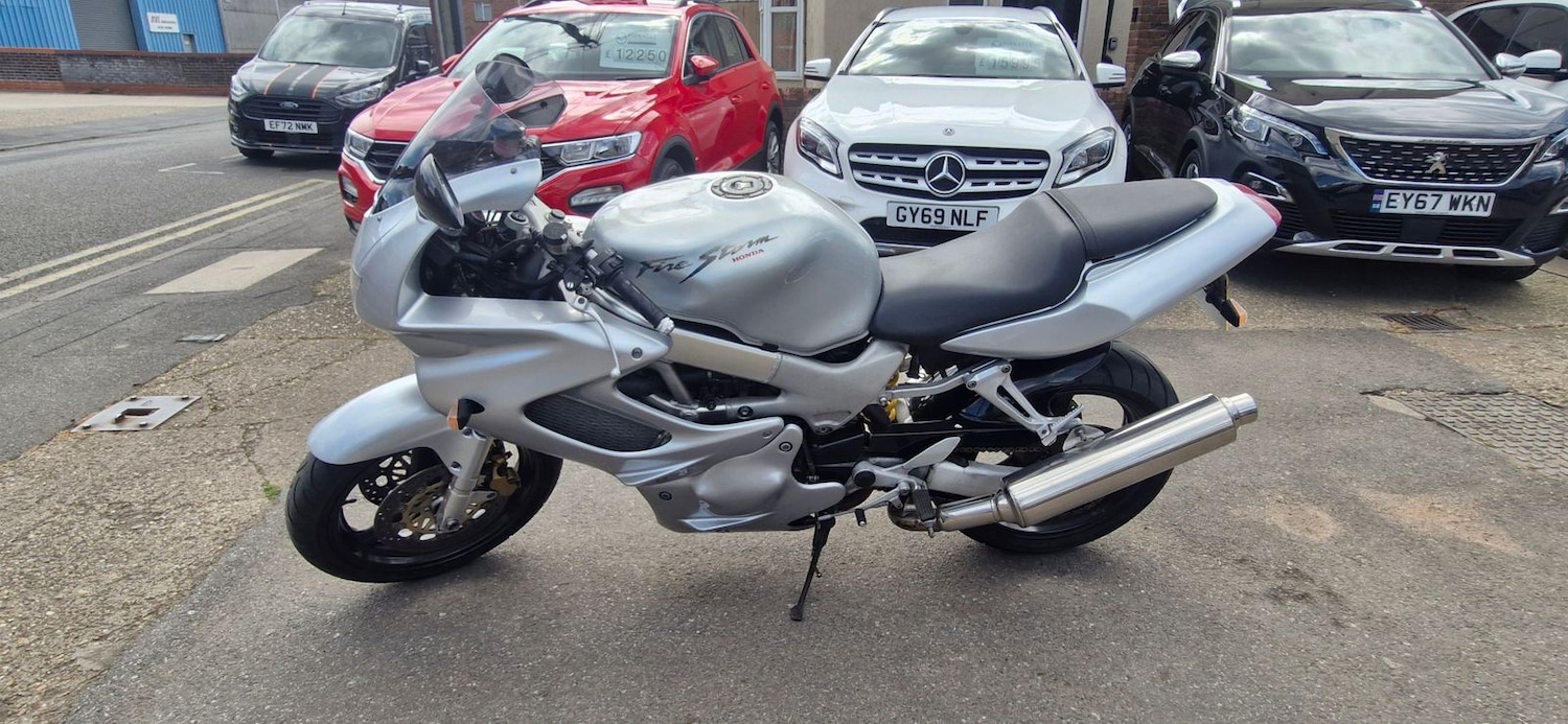 Used Honda VTR1000 1998 for sale - 78606117: Photo 4