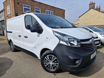 Used Vauxhall Vivaro 2016 for sale - 77971916: Photo