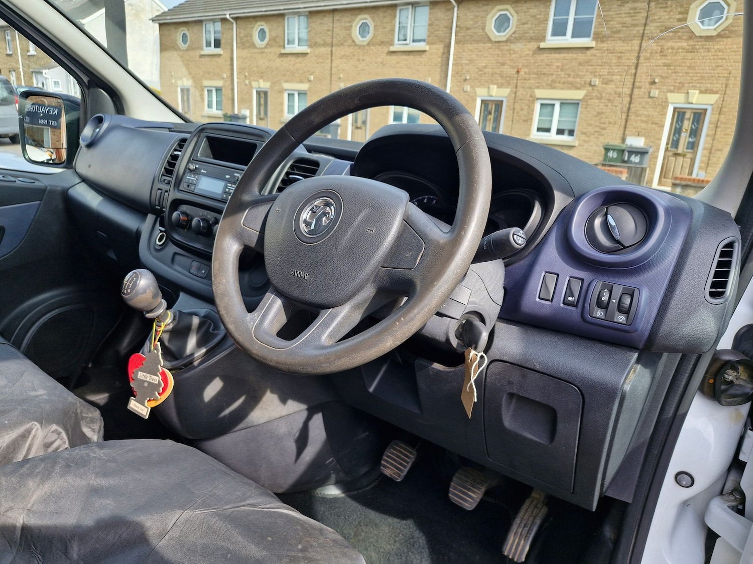 Used Vauxhall Vivaro 2016 for sale - 77971916: Photo 8