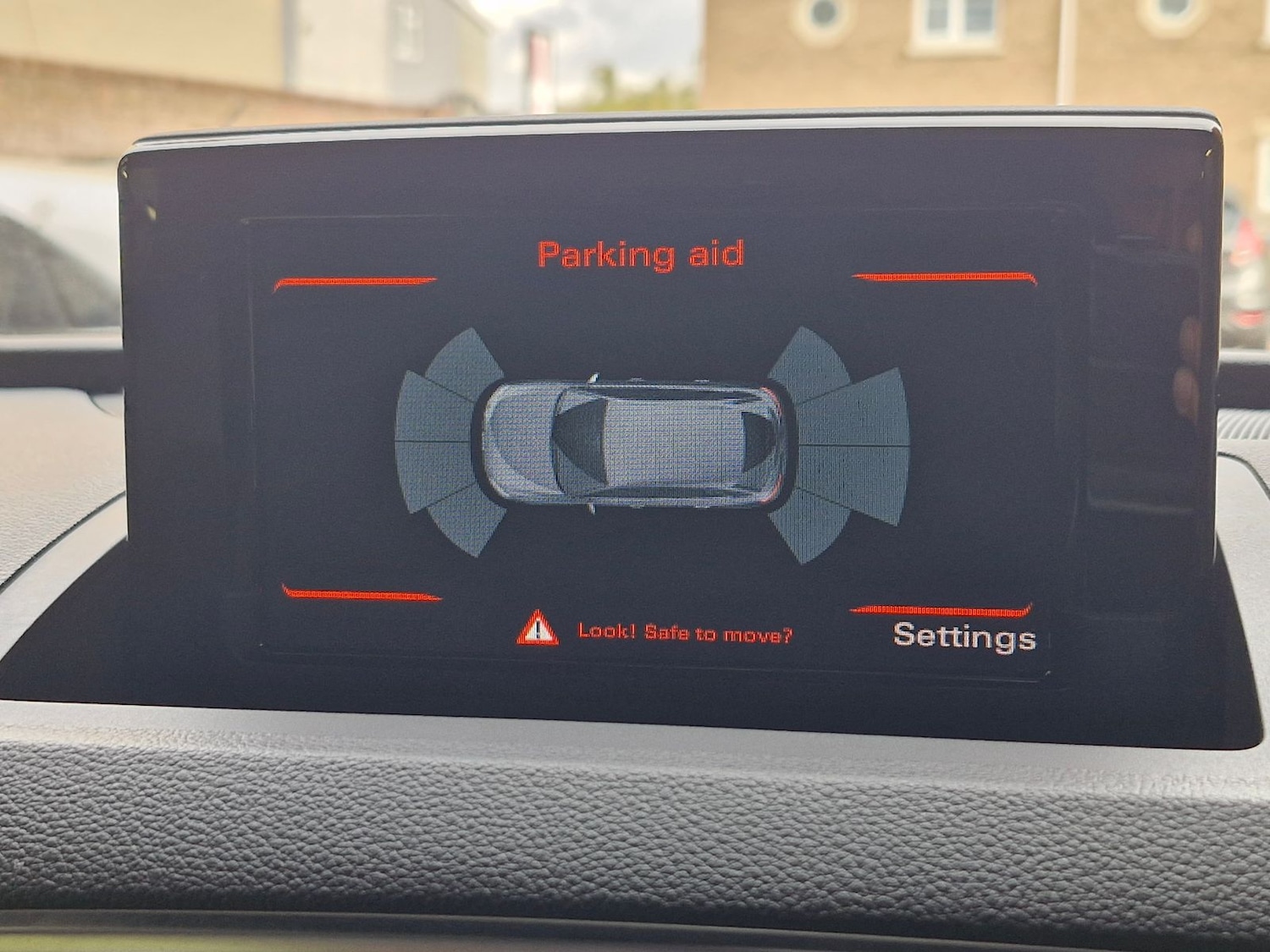 Used Audi Q3 2017 for sale - 76387511: Photo 13