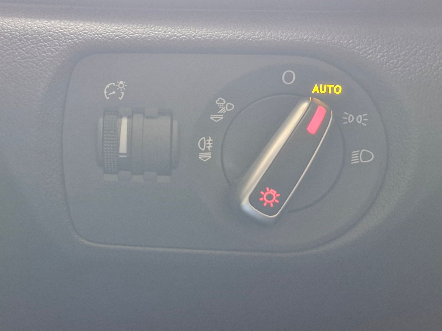 Used Audi Q3 2017 for sale - 76387511: Photo 16