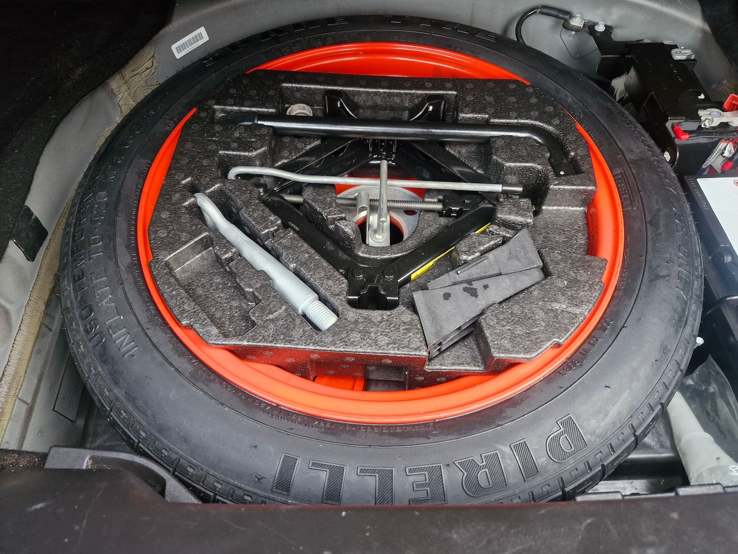 Used Jaguar XF 2015 for sale - 77239575: Photo 10