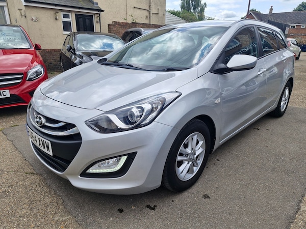 Used Hyundai i30 2014 for sale - 74922528: Photo 9