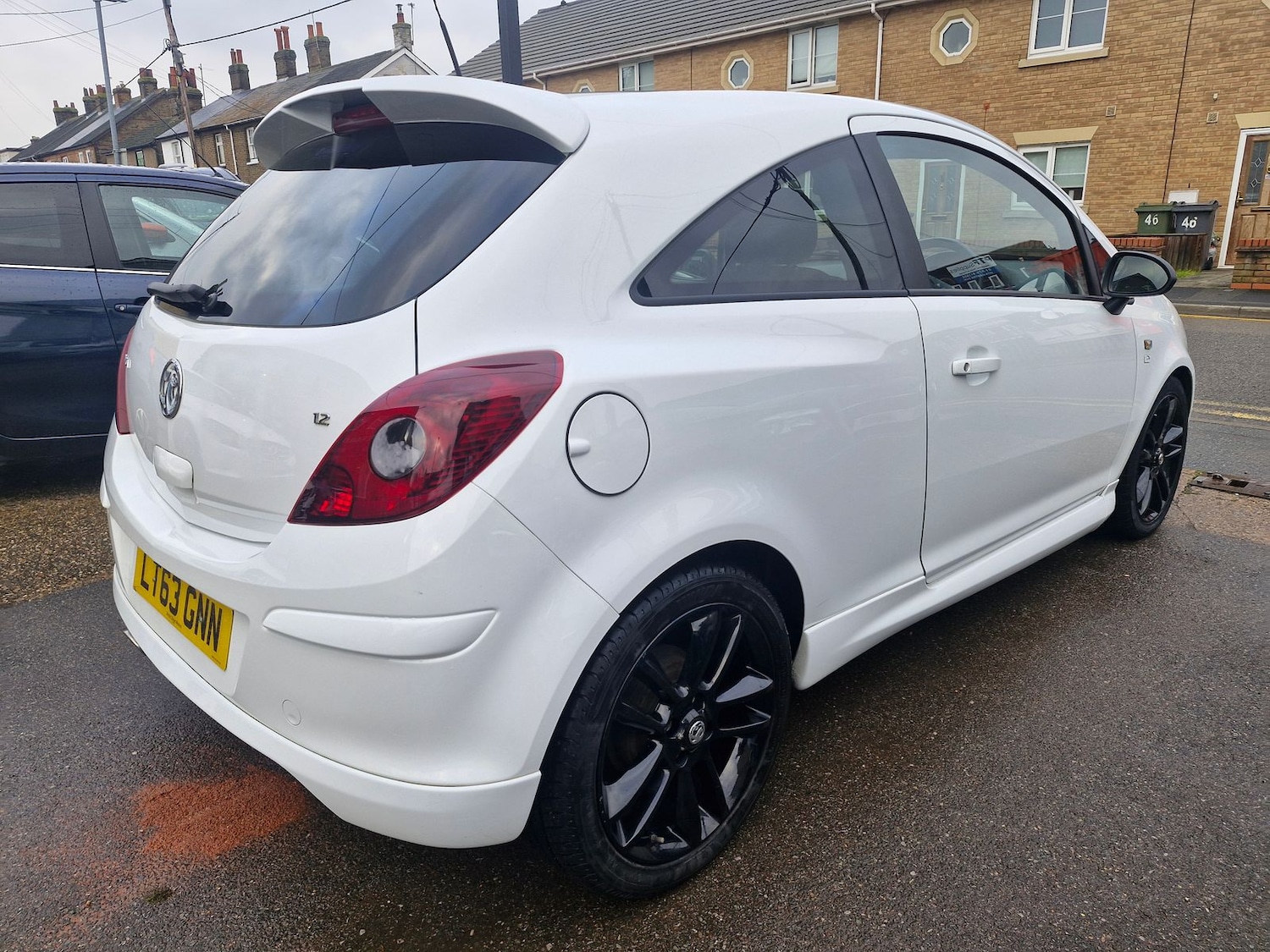 Used Vauxhall Corsa 2013 for sale - 77293542: Photo 2