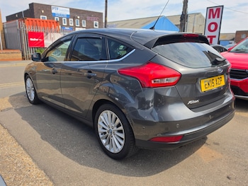 Used Ford Focus 2015 for sale - 79138981: Photo