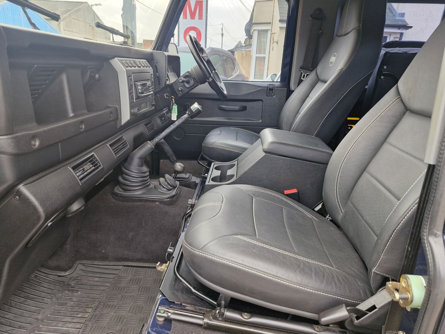 Used Land Rover Defender 2004 for sale - 76350689: Photo 14