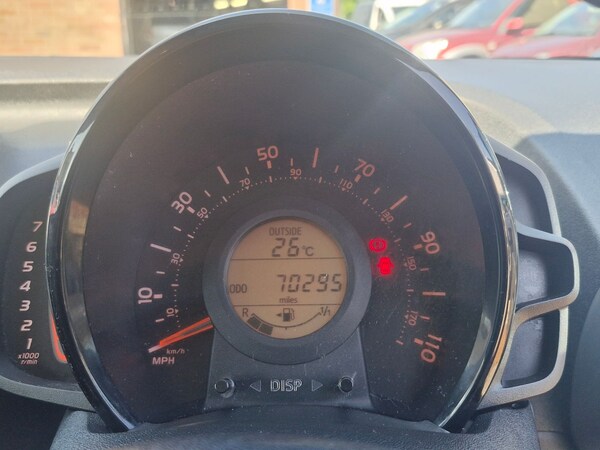 Used Toyota AYGO 2015 for sale - 74523184: Photo 14