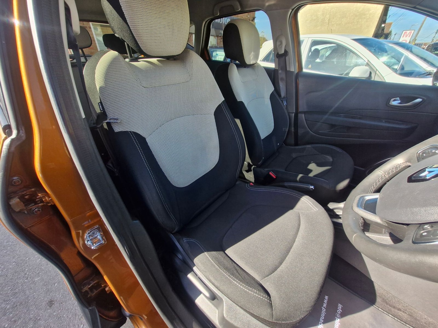 Used Renault Captur 2018 for sale - 77927544: Photo 10