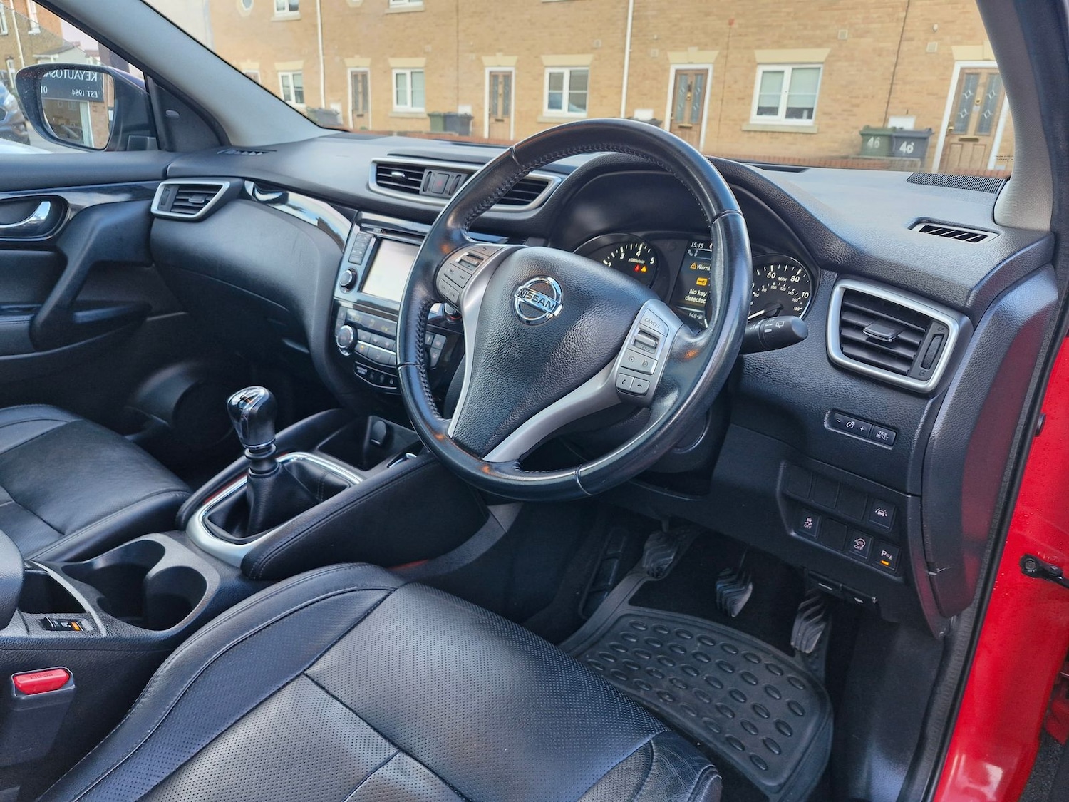 Used Nissan Qashqai 2015 for sale - 77771415: Photo 13