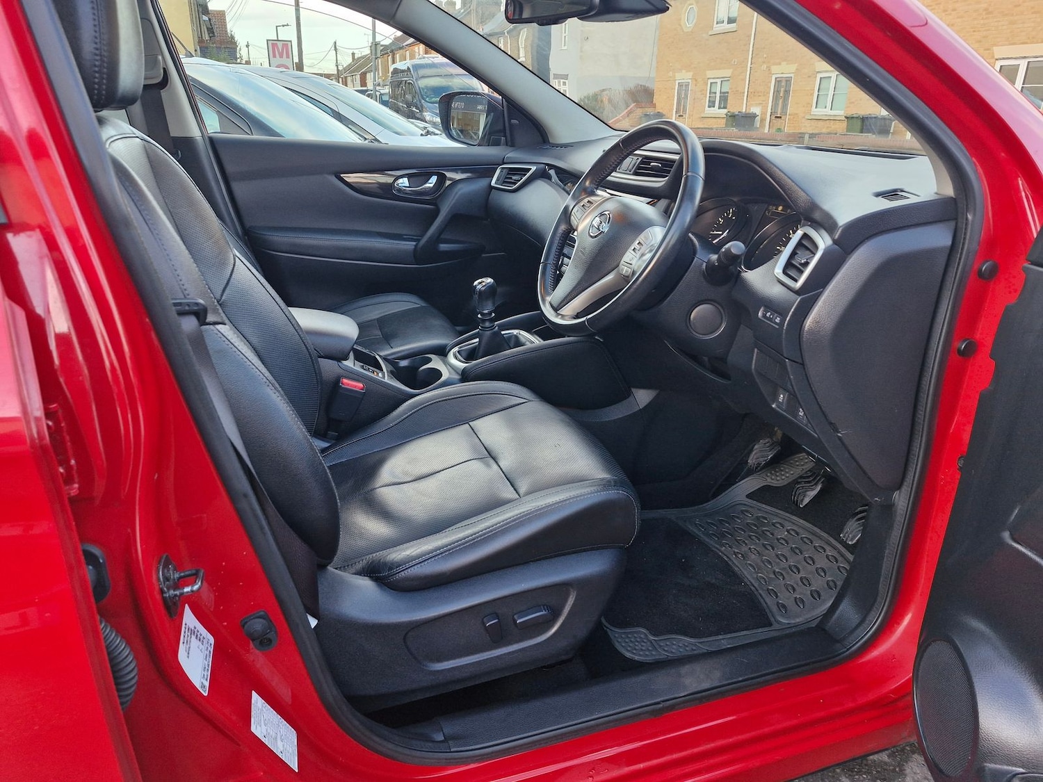 Used Nissan Qashqai 2015 for sale - 77771415: Photo 14