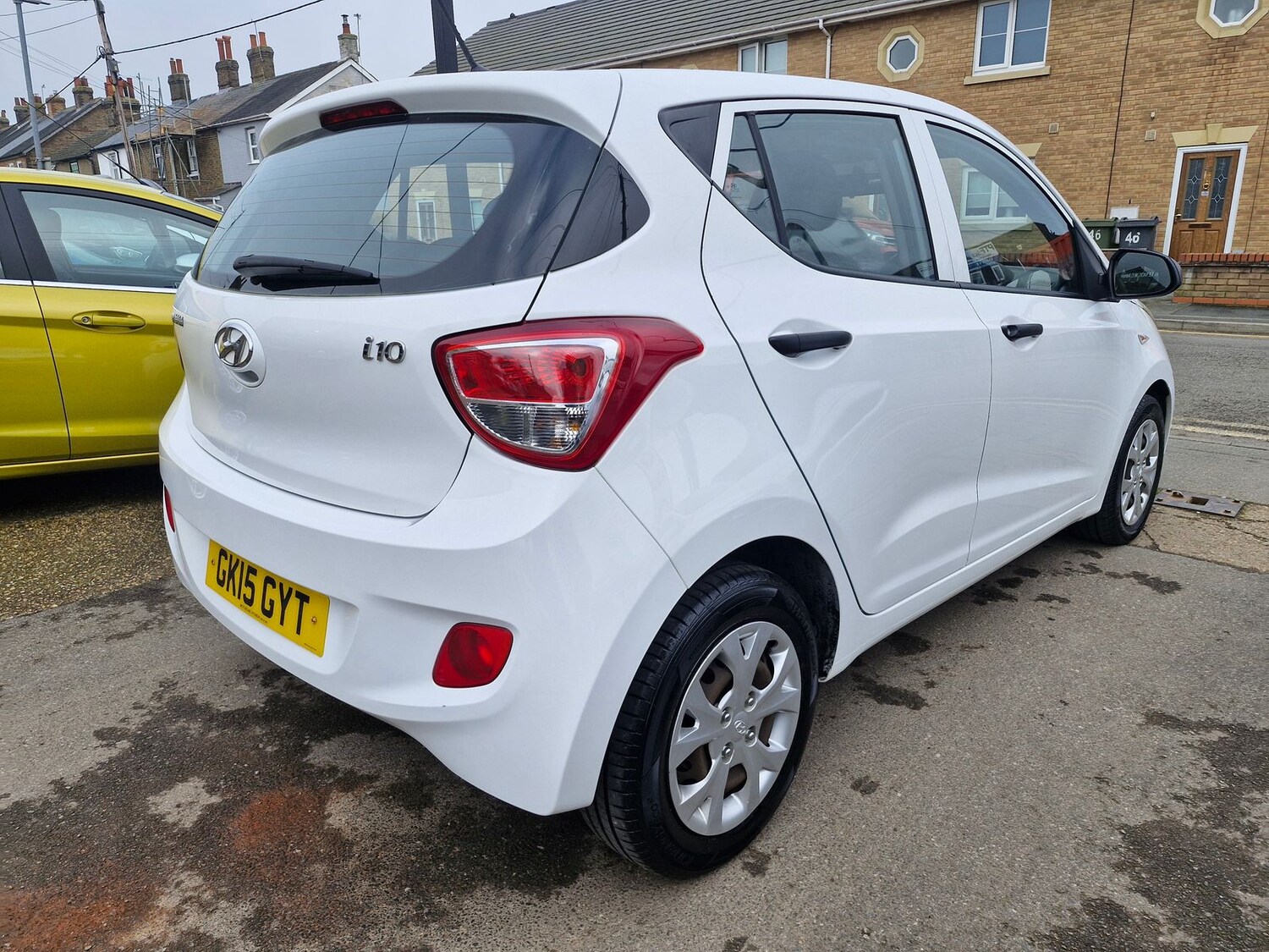 Used Hyundai i10 2015 for sale - 77810327: Photo 3