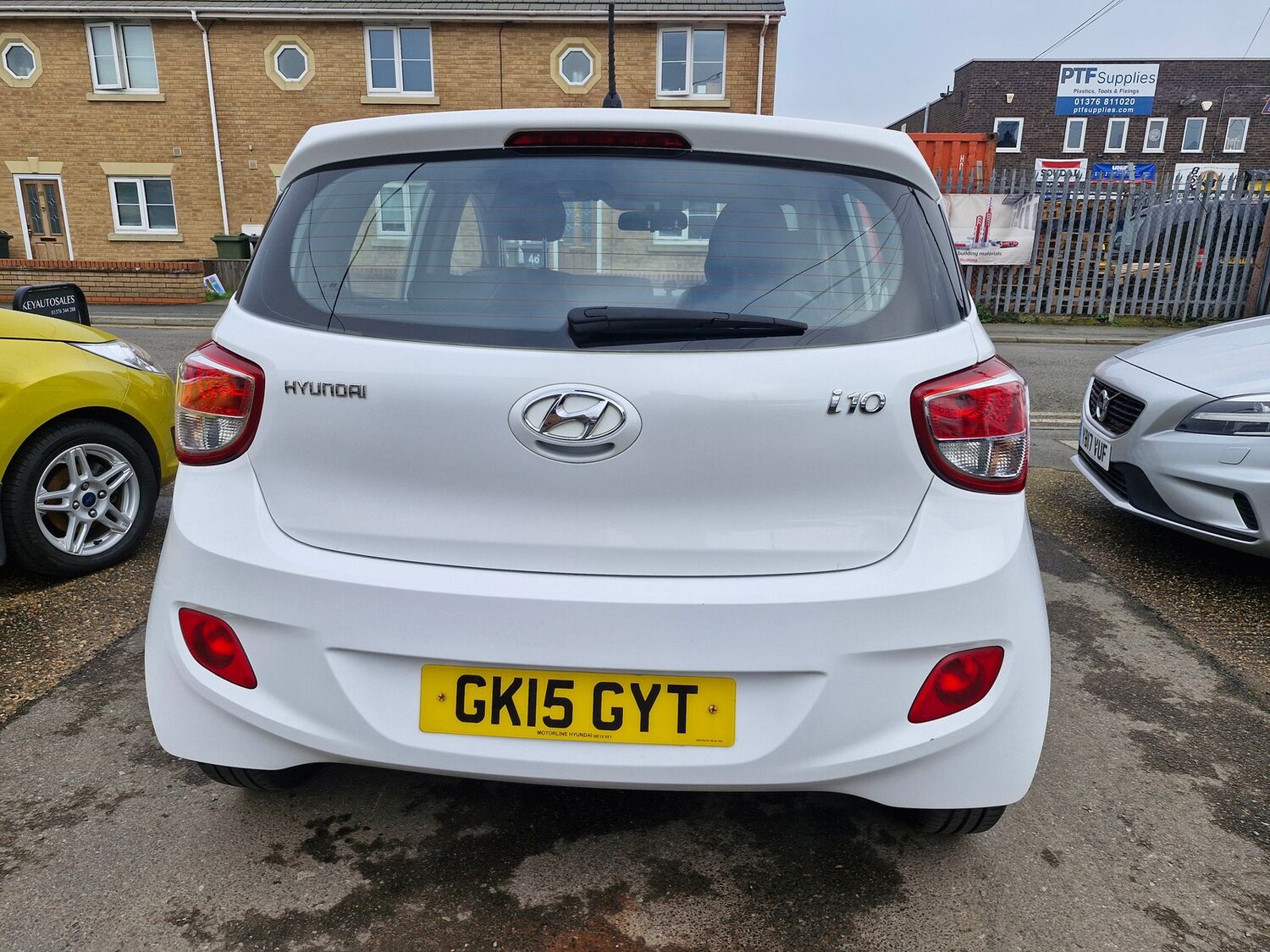 Used Hyundai i10 2015 for sale - 77810327: Photo 4