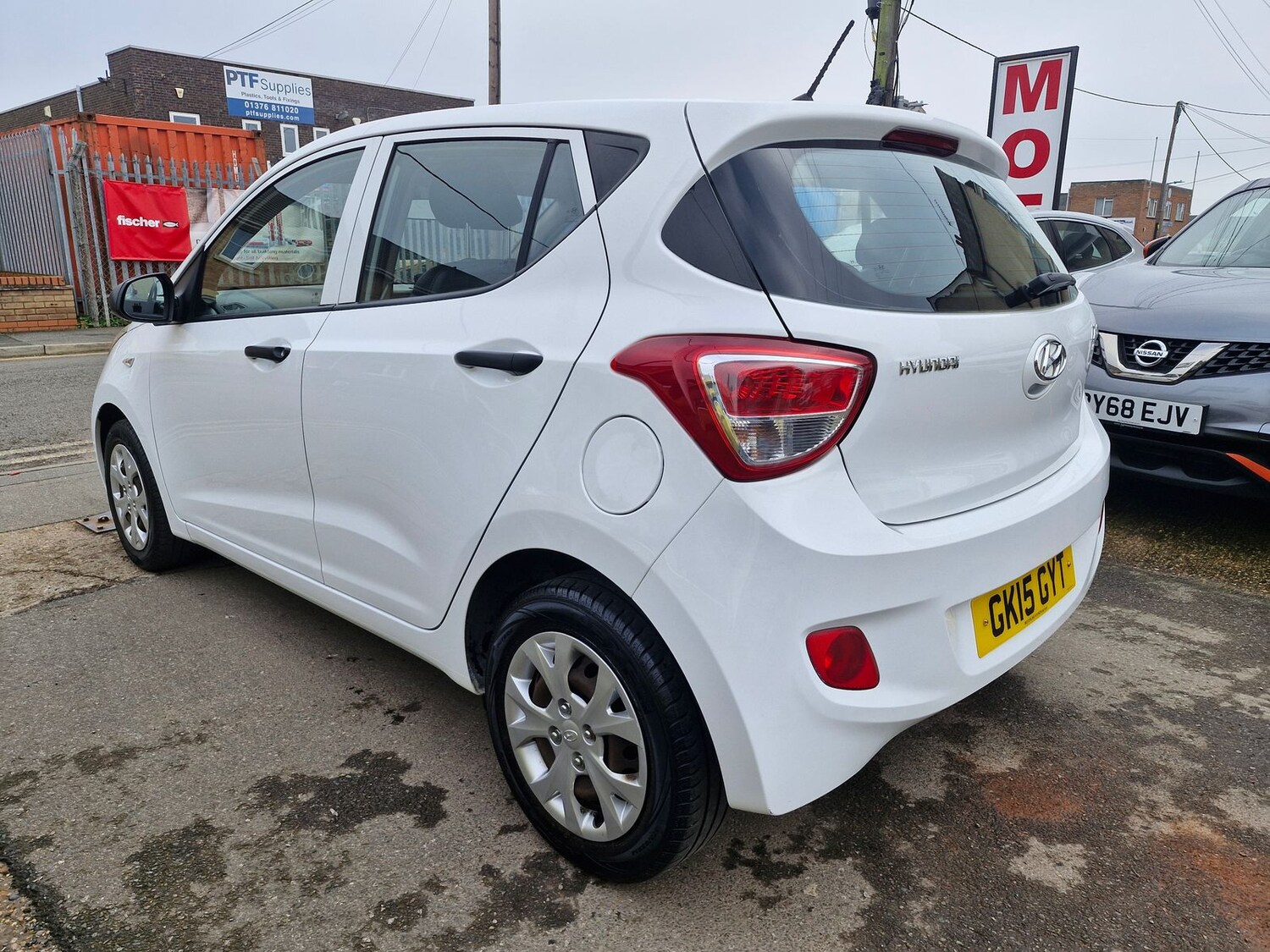 Used Hyundai i10 2015 for sale - 77810327: Photo 7