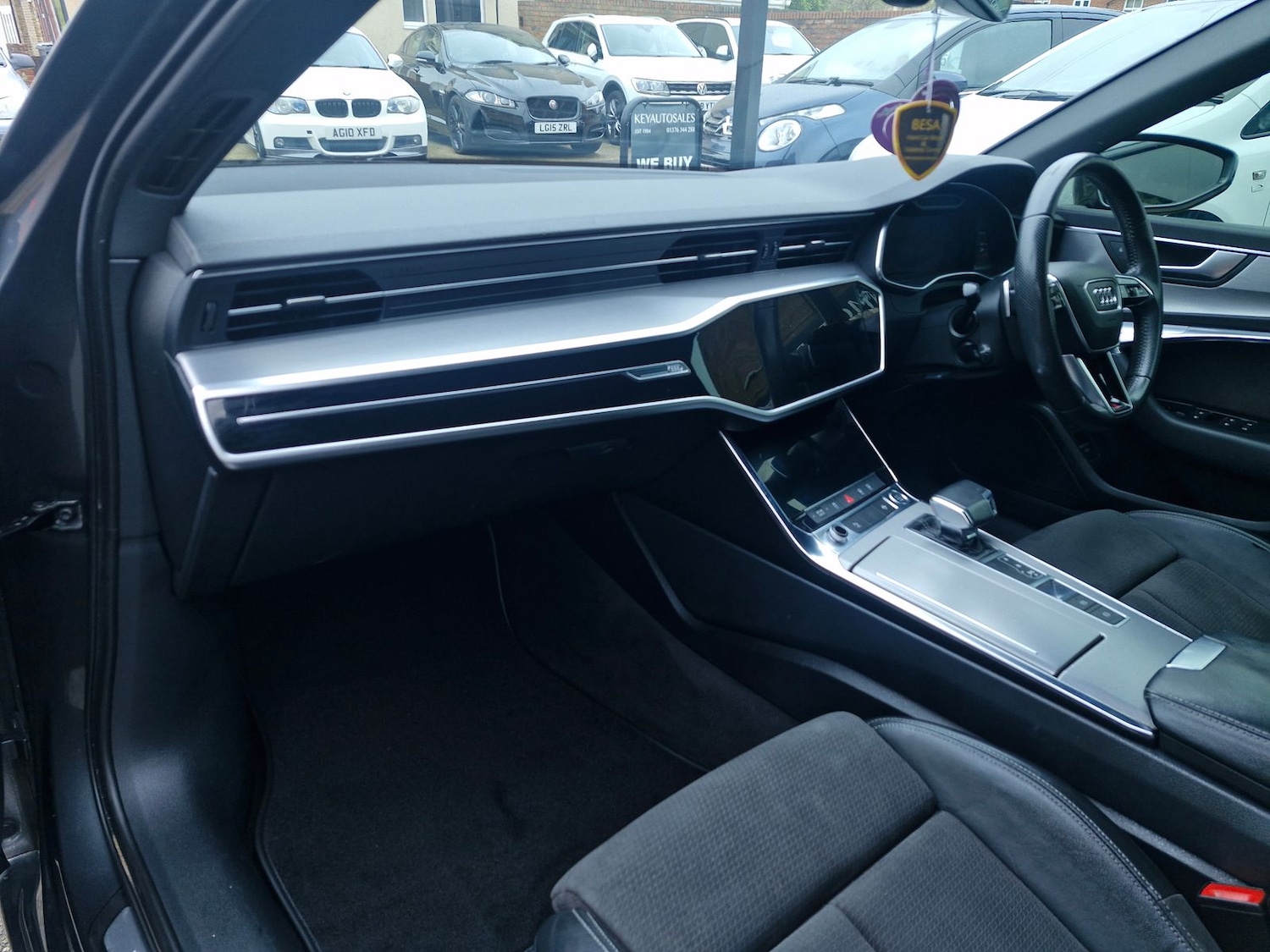 Used Audi A6 Saloon 2018 for sale - 77218914: Photo 12