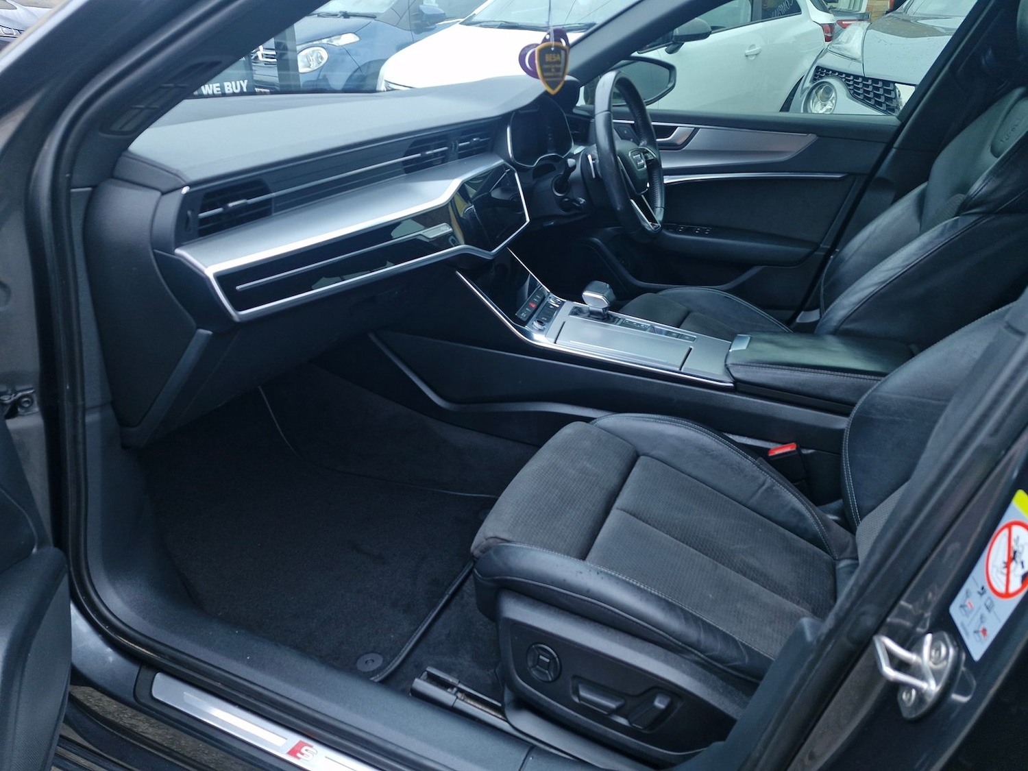 Used Audi A6 Saloon 2018 for sale - 77218914: Photo 14