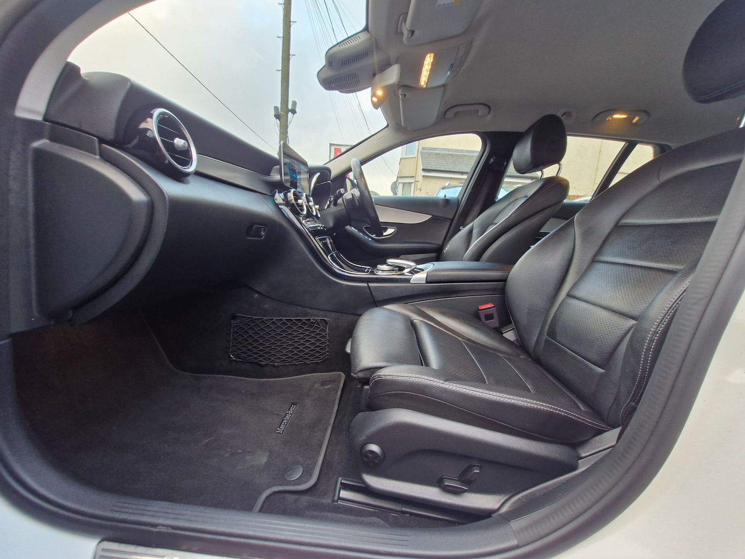 Used Mercedes-Benz C Class 2019 for sale - 77145913: Photo 14