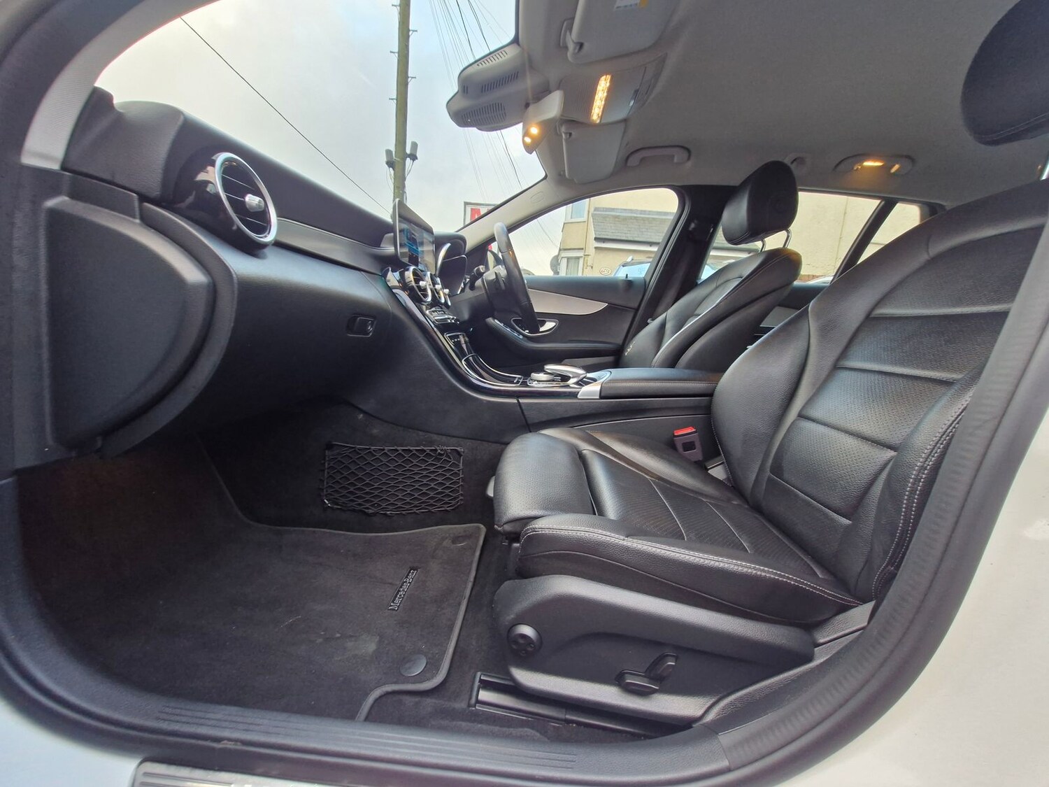 Used Mercedes-Benz C Class 2019 for sale - 77145913: Photo 15