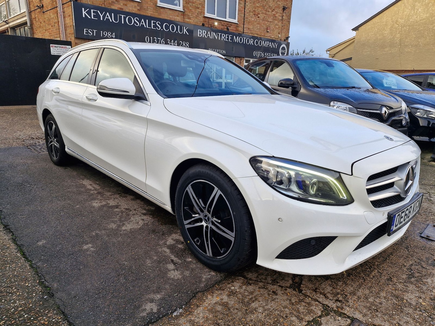 Used Mercedes-Benz C Class 2019 for sale - 77145913: Photo 2