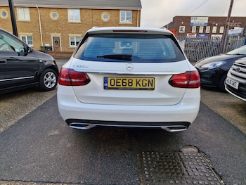 Used Mercedes-Benz C Class 2019 for sale - 77145913: Photo