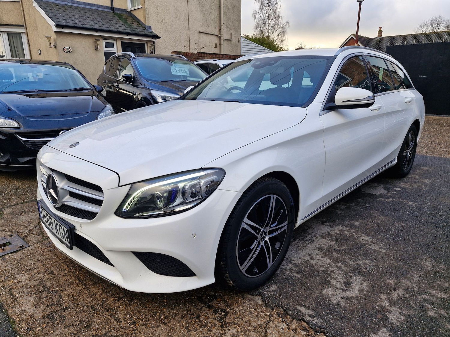 Used Mercedes-Benz C Class 2019 for sale - 77145913: Photo 9