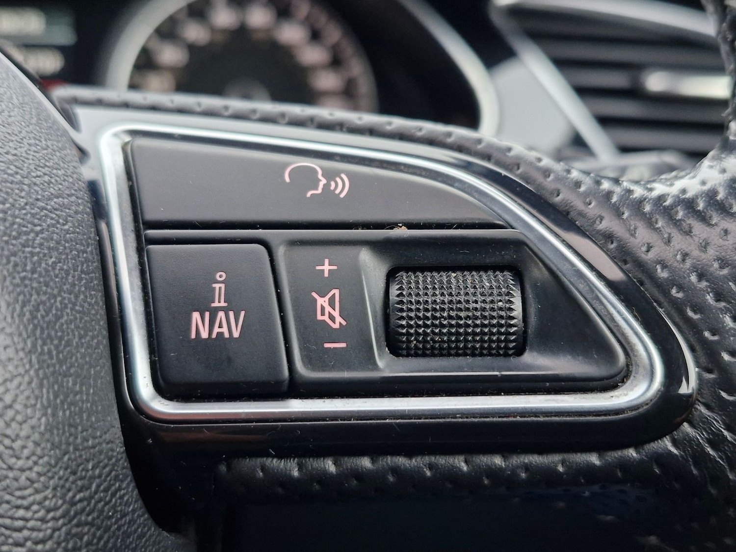 Used Audi A4 2013 for sale - 76978016: Photo 12