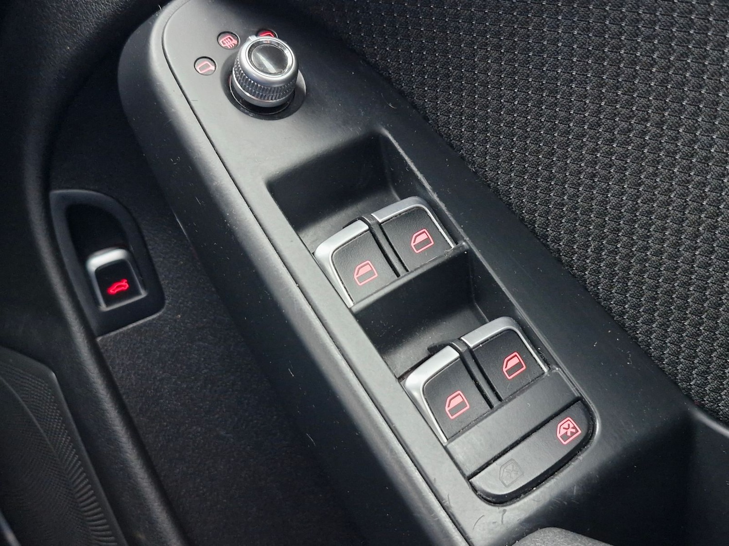 Used Audi A4 2013 for sale - 76978016: Photo 17