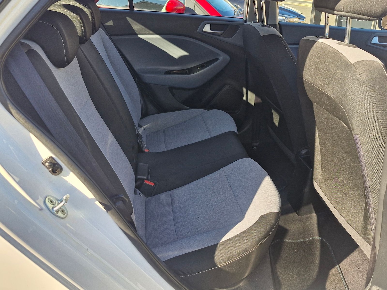 Used Hyundai i20 2015 for sale - 76387513: Photo 16