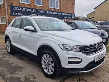 Used Volkswagen T-Roc 2021 for sale - 77365624: Photo