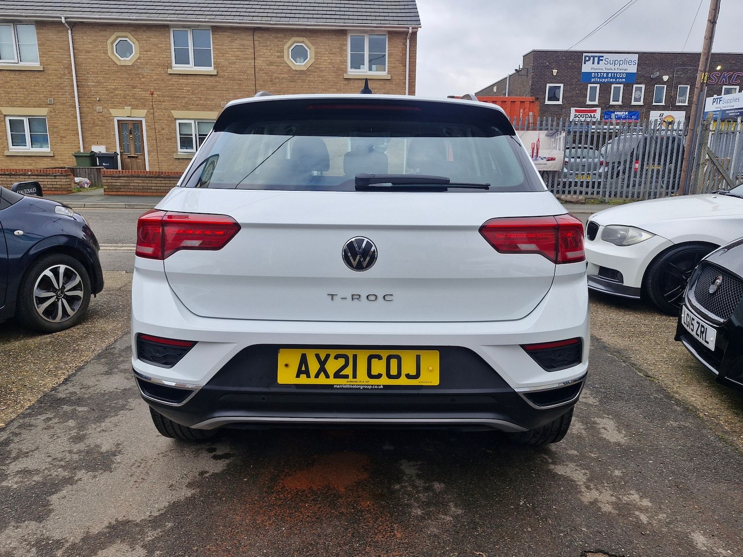 Used Volkswagen T-Roc 2021 for sale - 77365624: Photo 4