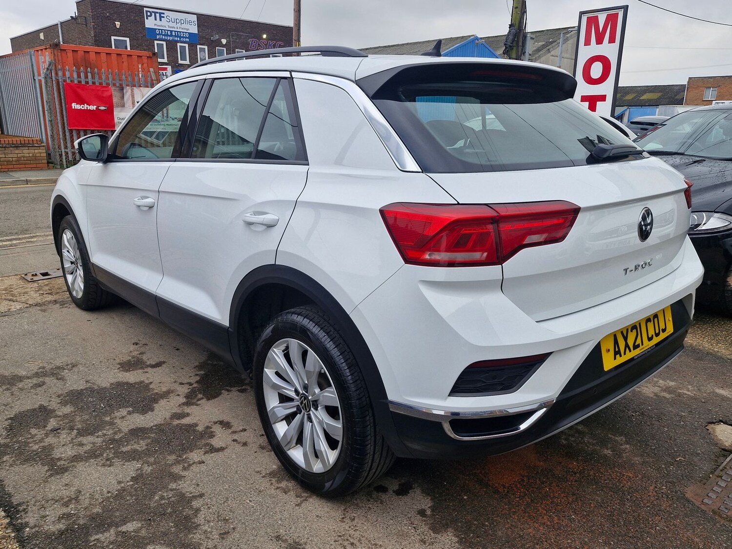 Used Volkswagen T-Roc 2021 for sale - 77365624: Photo 7