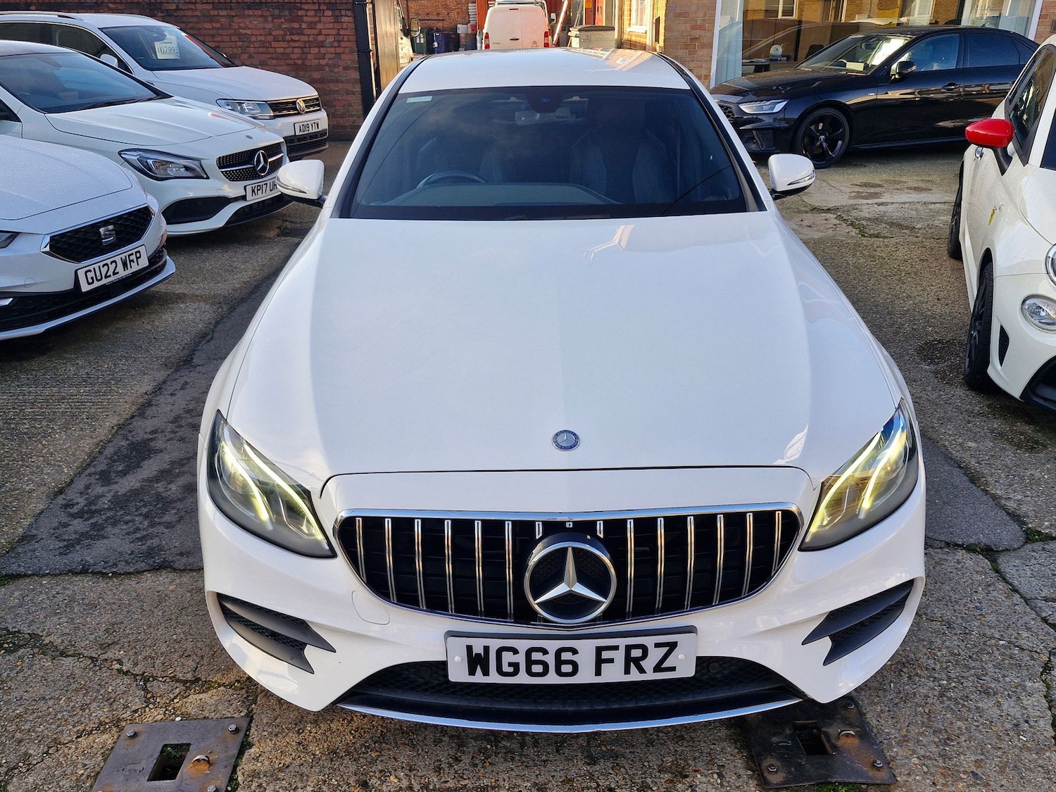 Used Mercedes-Benz E Class 2016 for sale - 76661194: Photo 10