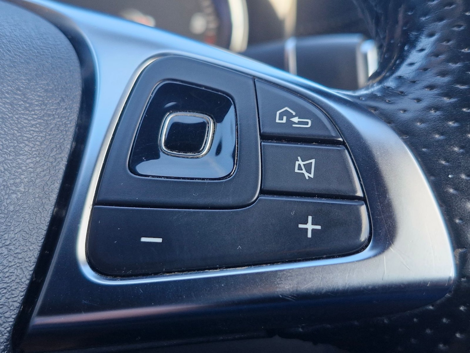 Used Mercedes-Benz E Class 2016 for sale - 76661194: Photo 32