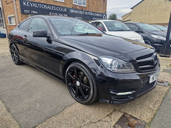Used Mercedes-Benz C Class 2015 for sale - 76474812: Photo