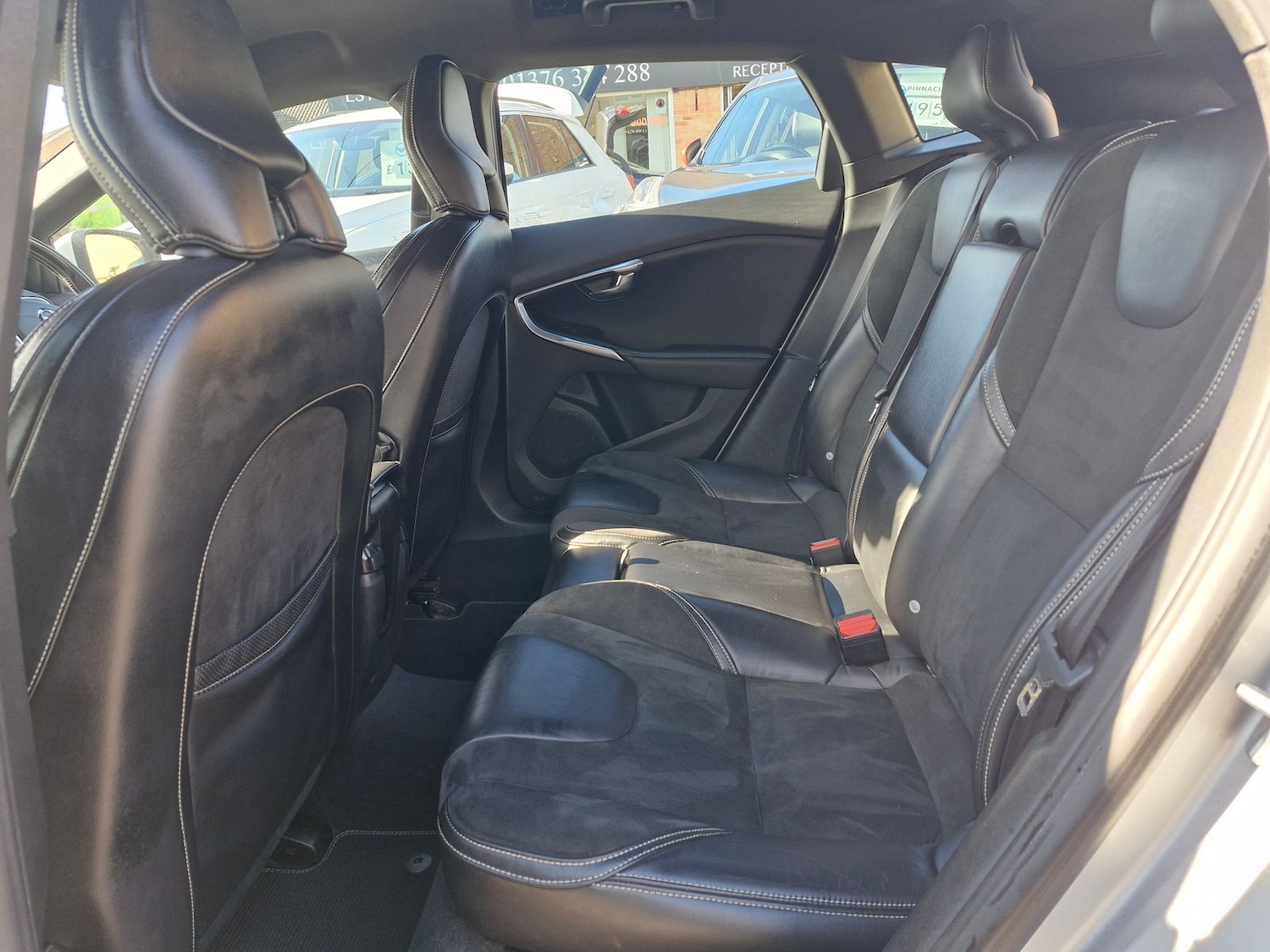 Used Volvo V40 2017 for sale - 77526245: Photo 15