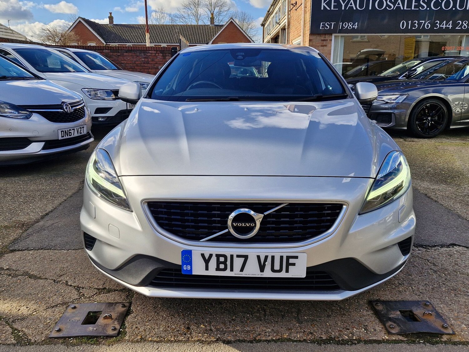 Used Volvo V40 2017 for sale - 77526245: Photo 7