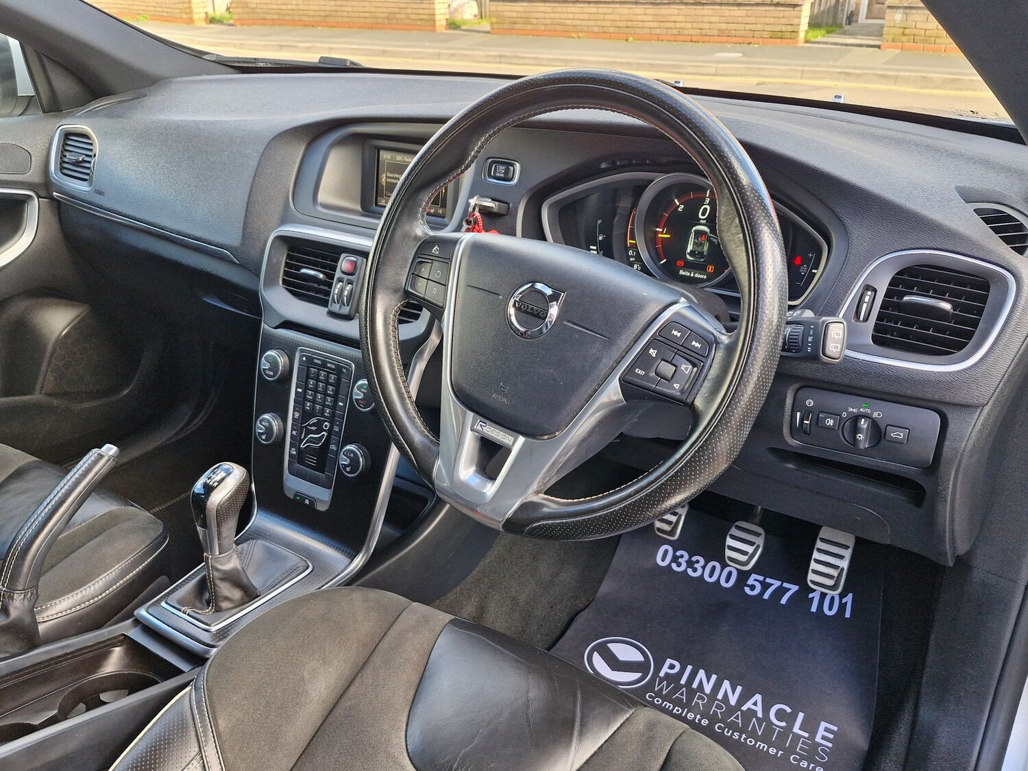 Used Volvo V40 2017 for sale - 77526245: Photo 9