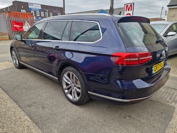 Used Volkswagen Passat 2017 for sale - 76044235: Photo 4