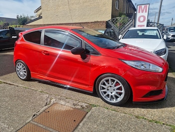 Used Ford Fiesta 2016 for sale - 78246915: Photo