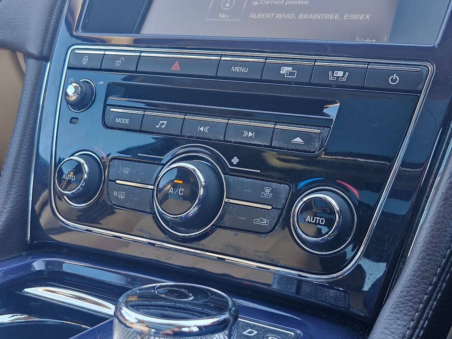 Used Jaguar XJ 2010 for sale - 76717518: Photo 18