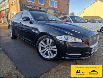 Used Jaguar XJ 2010 for sale - 76717518: Photo