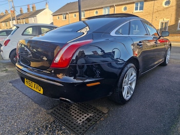 Used Jaguar XJ 2010 for sale - 76717518: Photo