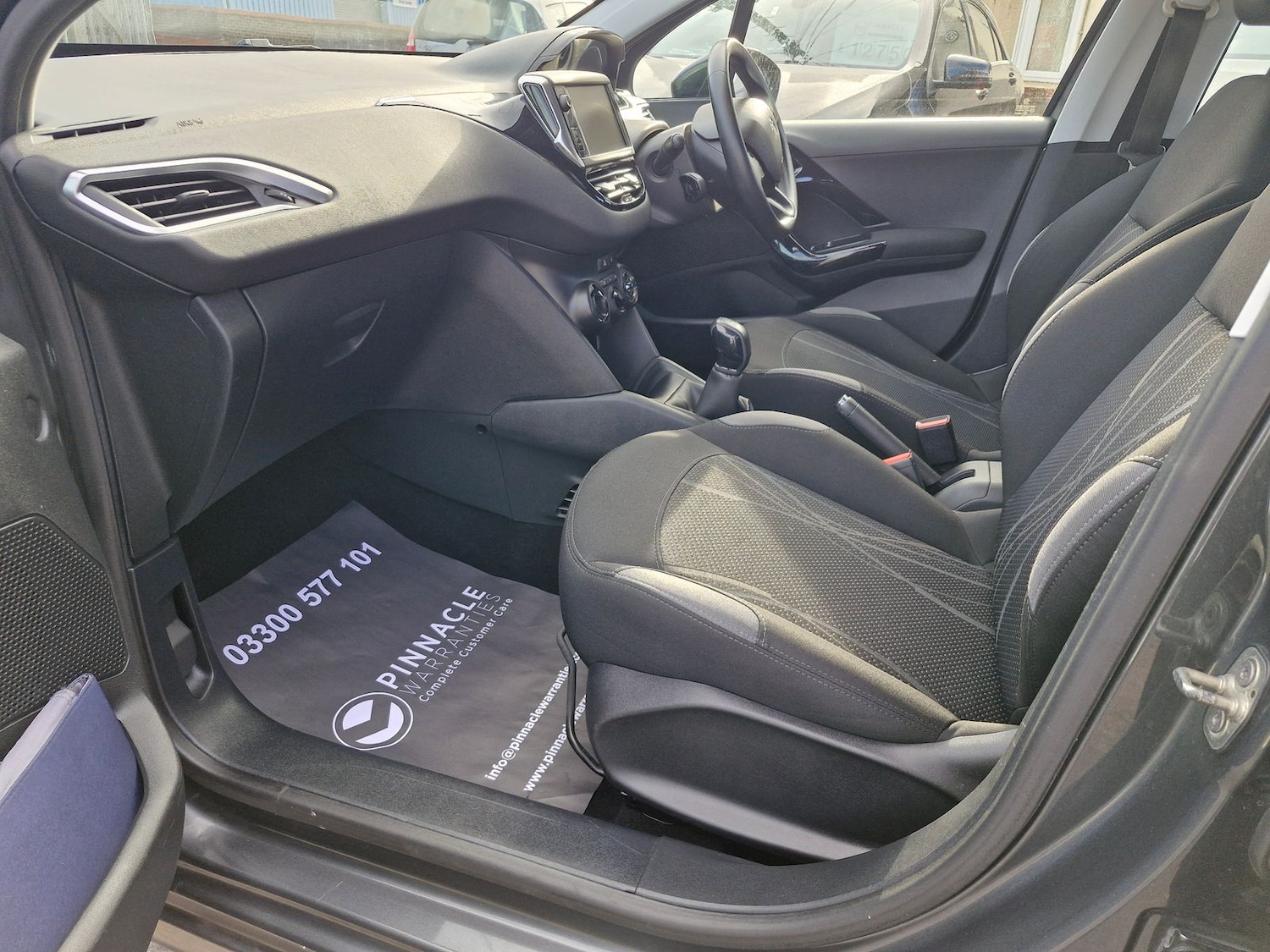 Used Peugeot 208 2014 for sale - 76563610: Photo 18