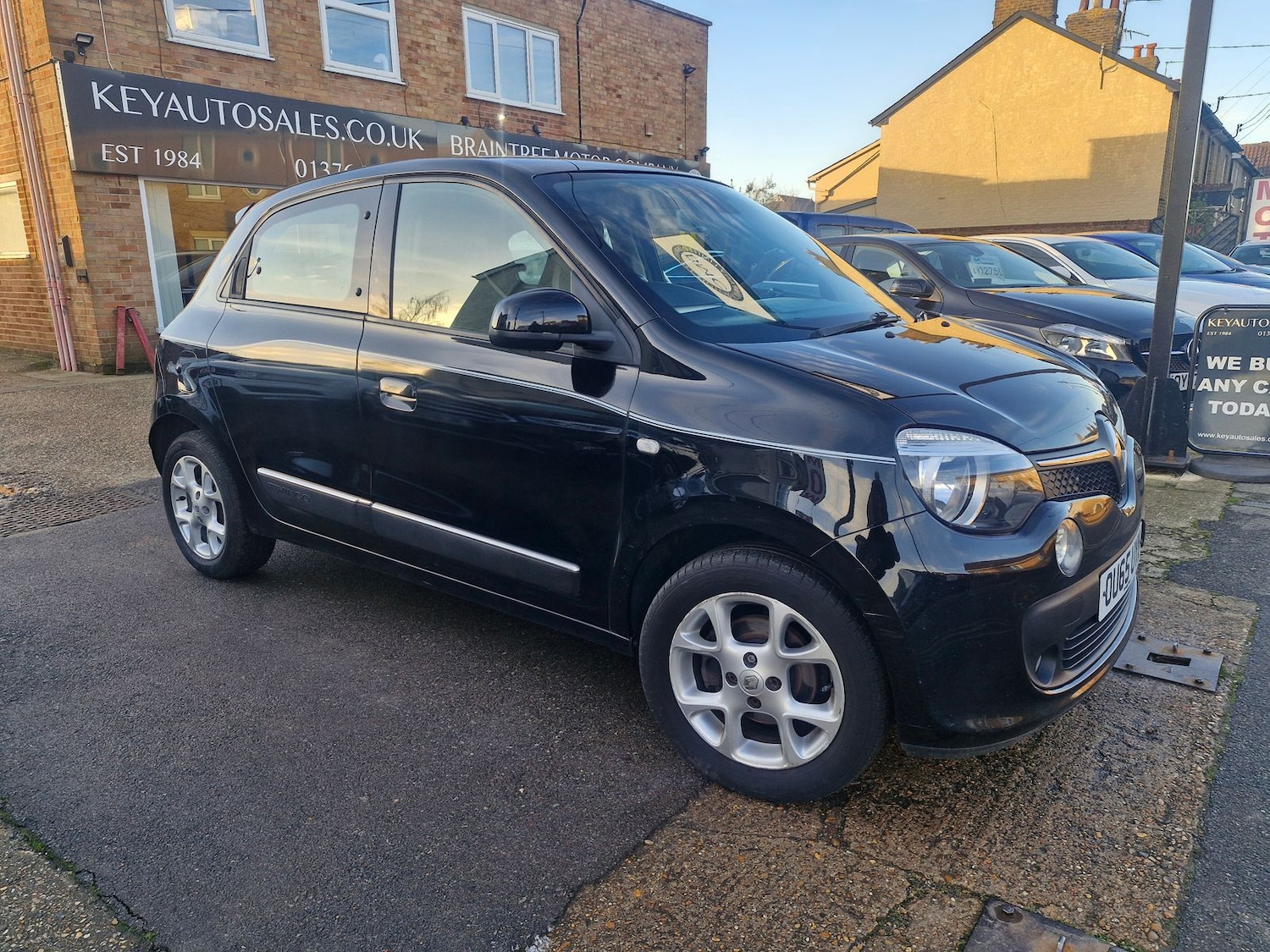 Used Renault Twingo 2015 for sale - 76888988: Photo 2